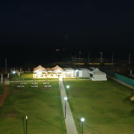 Penelope Beach Hotel Pernera エクステリア 写真