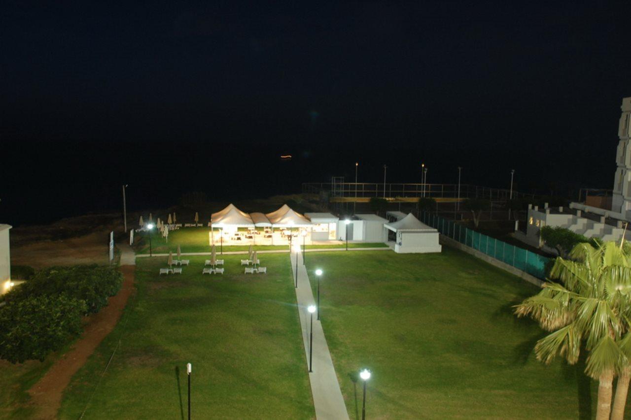 Penelope Beach Hotel Pernera エクステリア 写真