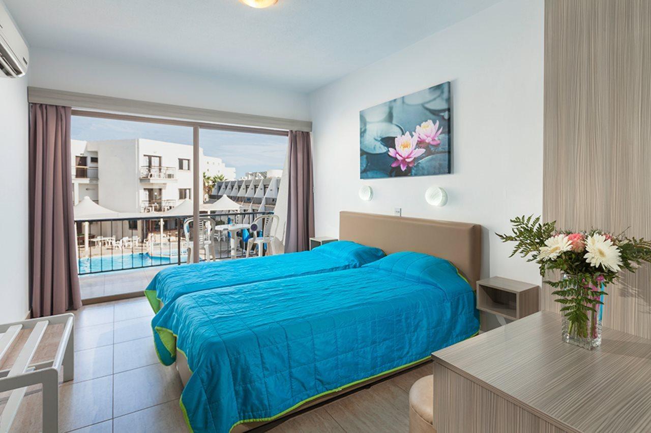 Penelope Beach Hotel Pernera エクステリア 写真