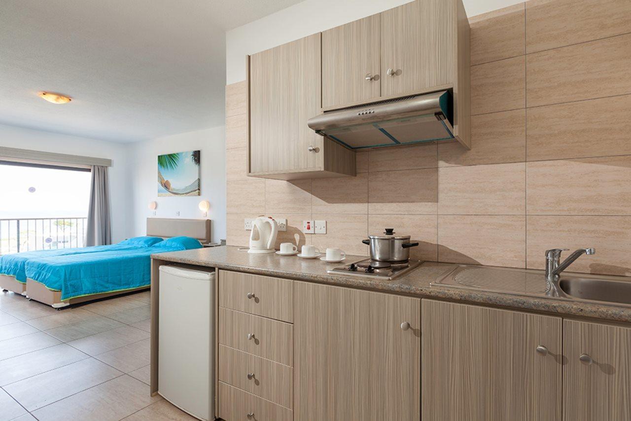 Penelope Beach Hotel Pernera エクステリア 写真